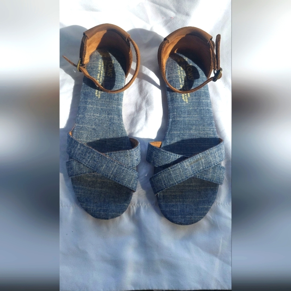 Toms denim flat sandal